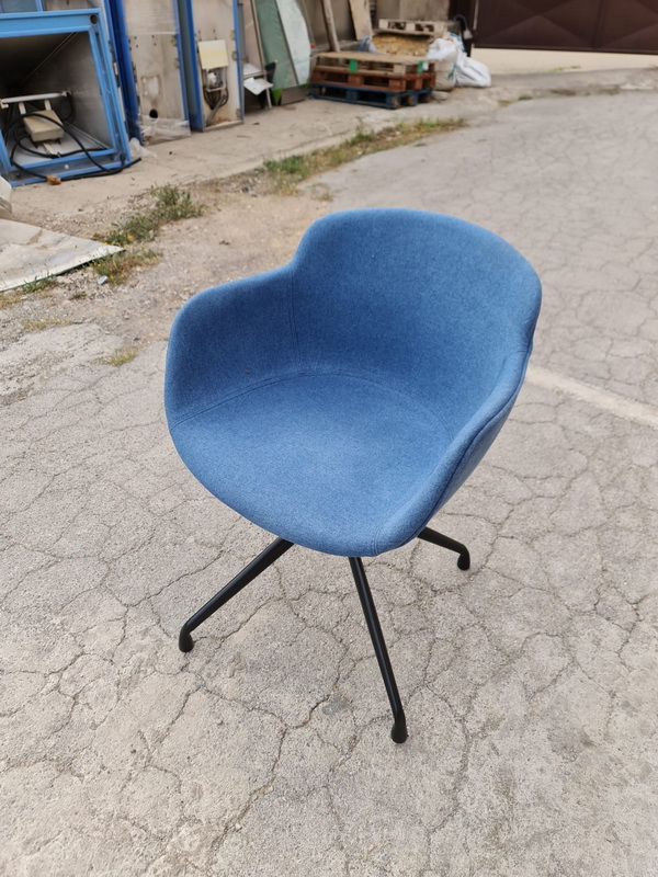 silla butaca azul 77x57x44 8u